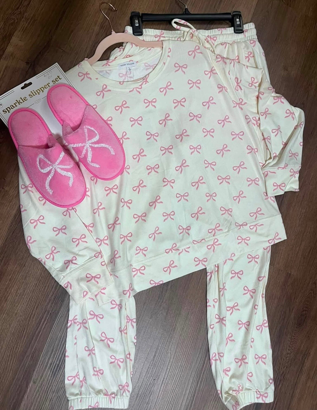 Mary Square Sophie Bows 2 pc set
