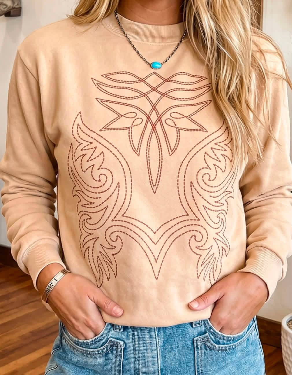 Western Pattern Embroidery Round Neck Pullover Long Sleeve