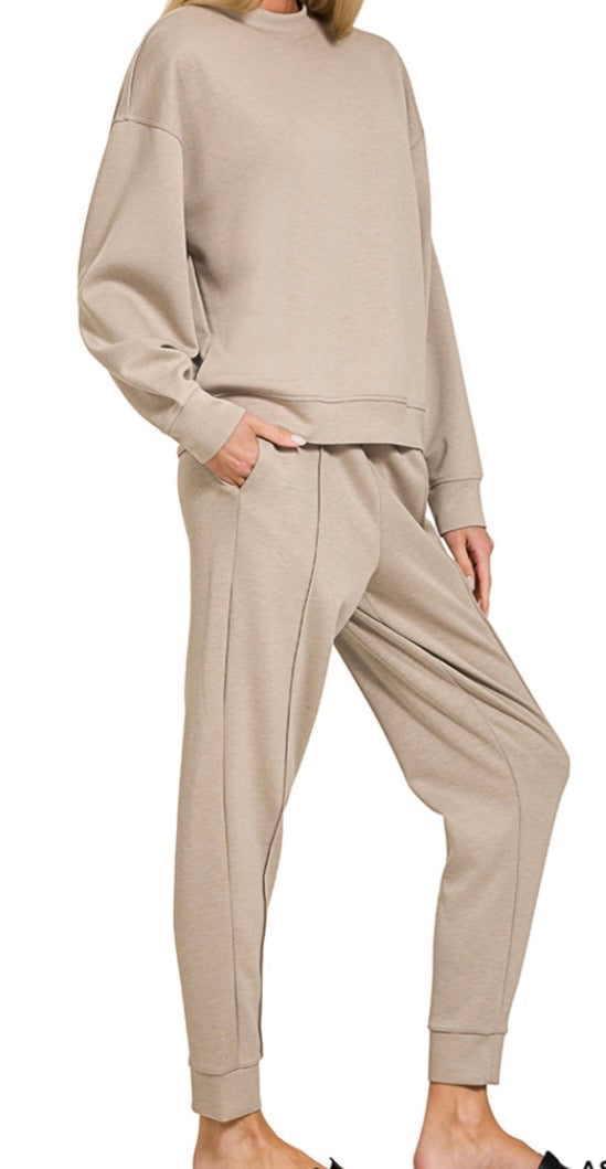 SCUBA MOCK NECK PULLOVER & PINTUCK JOGGERS SET
