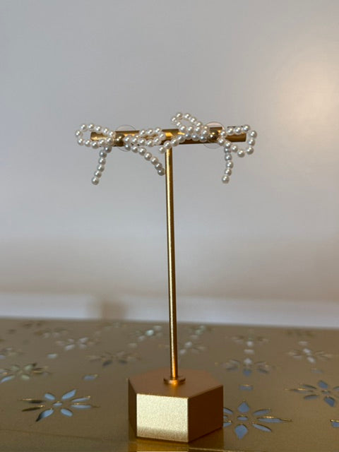 Pearl and gold beaded bow earrings